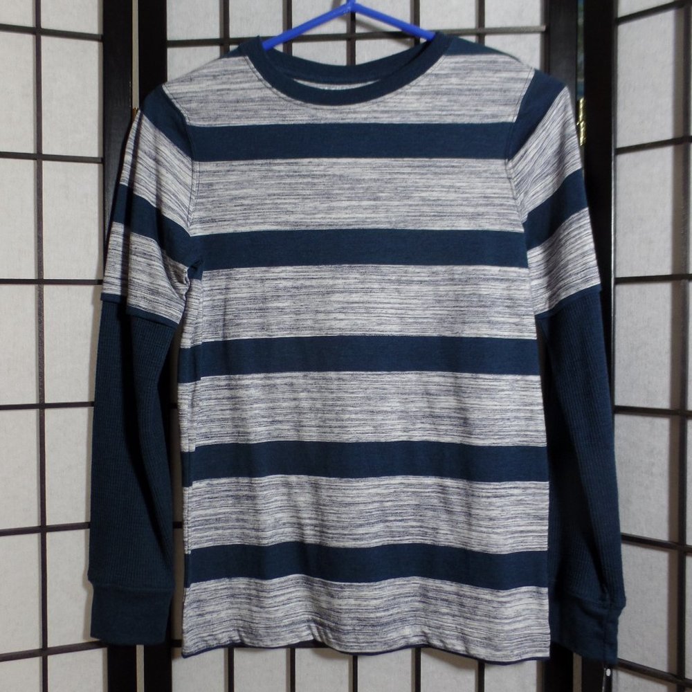 NWT Helix Long Sleeve Shirt Boys Med